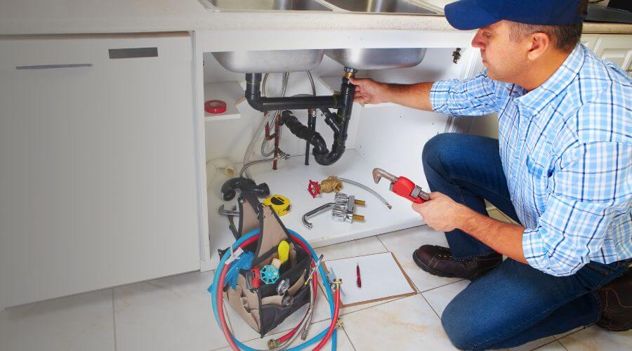 Professional septic tank pumping in Trenton, MI